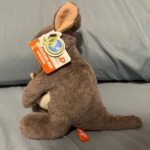 Kangaroo with Joey Plush 🦘 - Picture 6 of 12